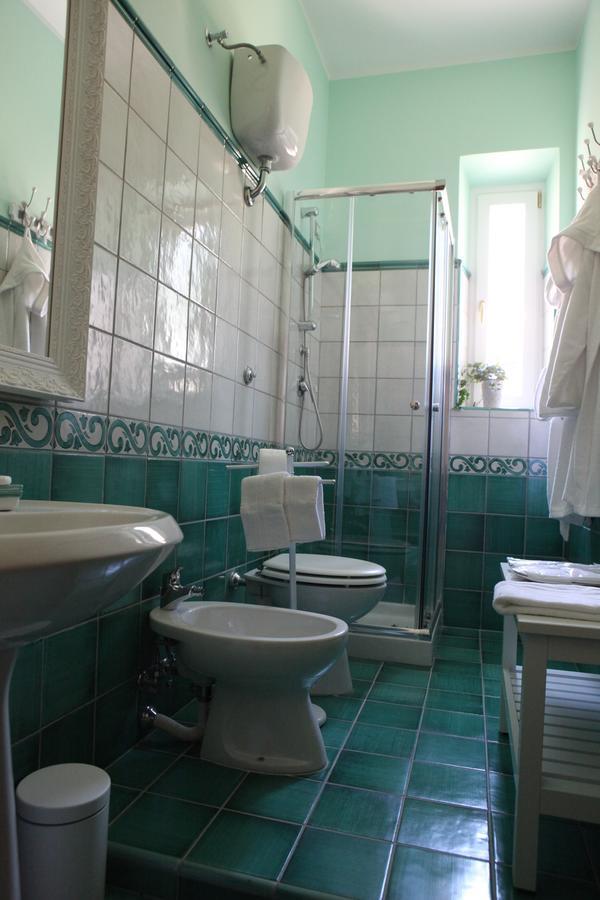B&B Palazzo Scaramella Salerno Buitenkant foto