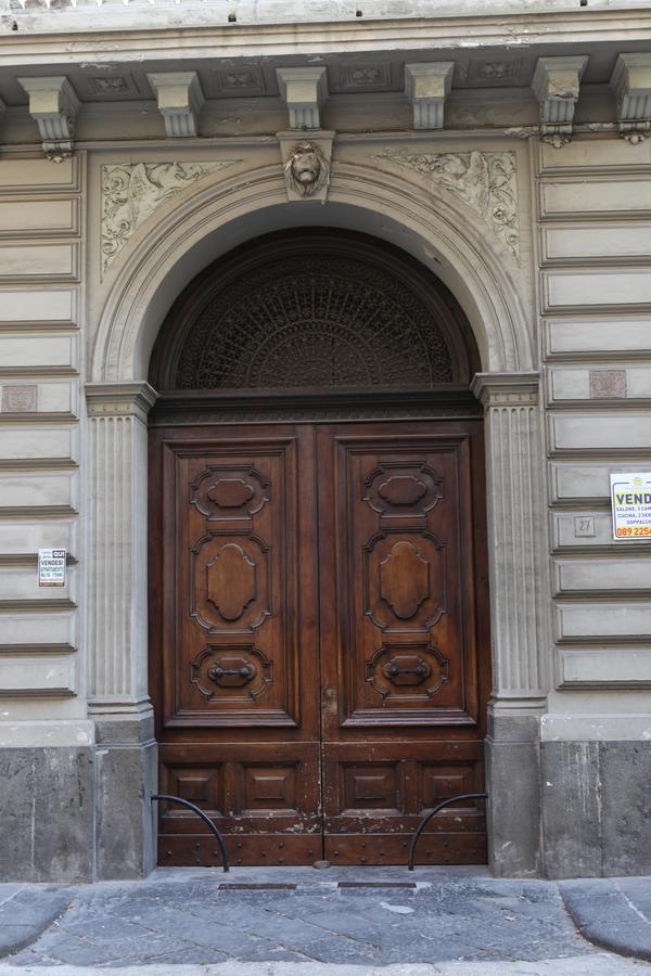 B&B Palazzo Scaramella Salerno Buitenkant foto