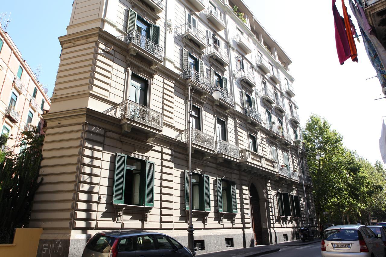 B&B Palazzo Scaramella Salerno Buitenkant foto