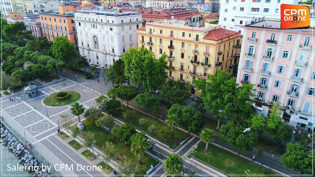 B&B Palazzo Scaramella Salerno Buitenkant foto
