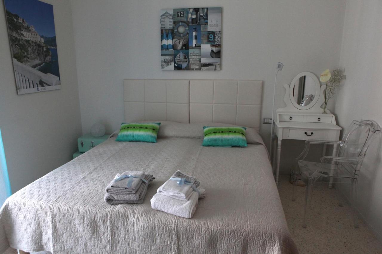 B&B Palazzo Scaramella Salerno Buitenkant foto